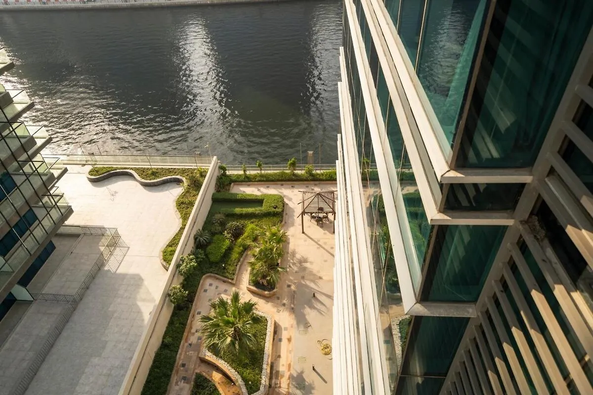 Apartmán Cozy 1Br W & Infinity Pool, Gym, Canal & Burj Views Dubaj Spojené arabské emiráty