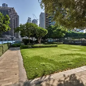 Magnificent New 3 Bedroom With Stunning View To Burj Khalifa & Fountain View Appartement