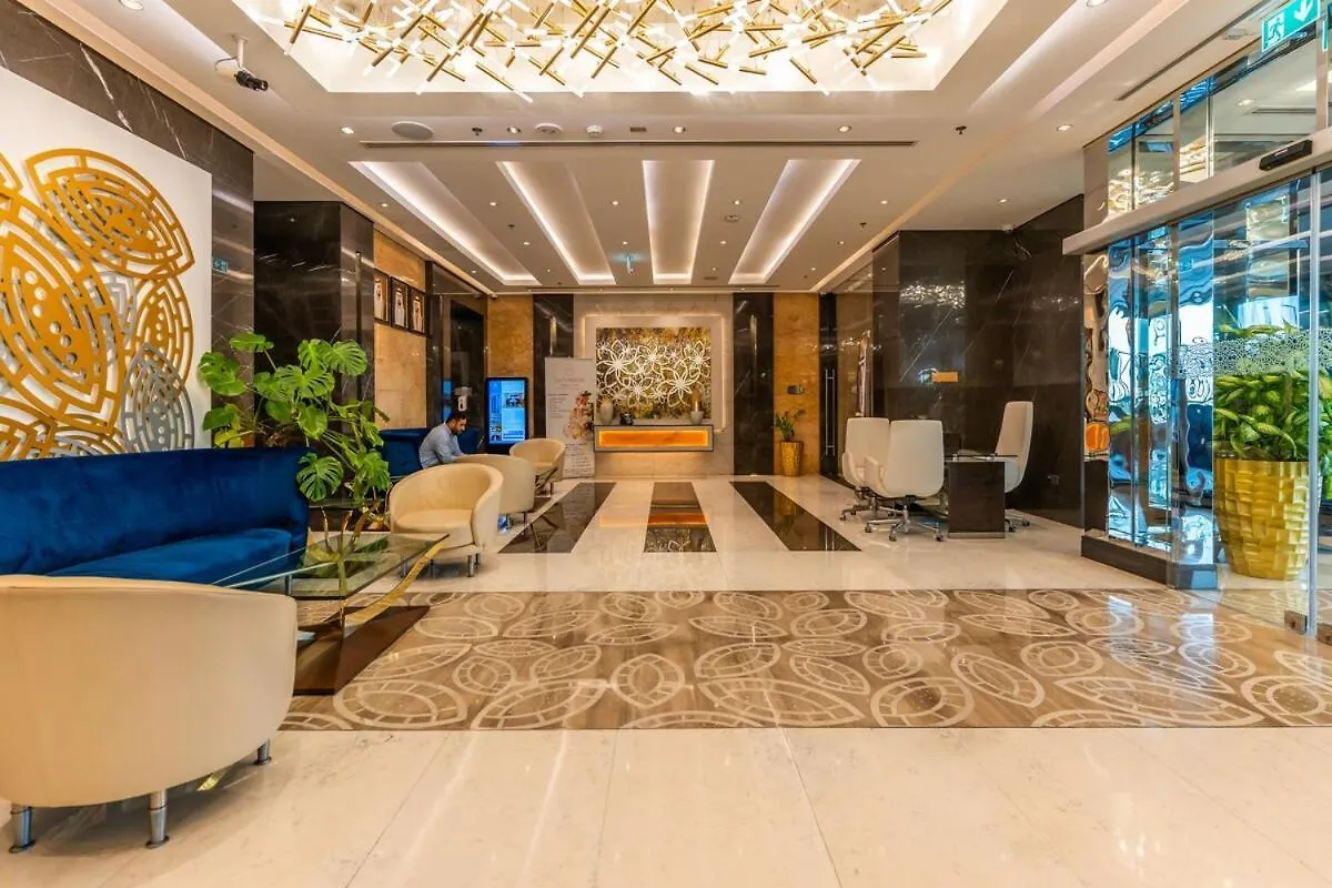 Apartment Cozy 1Br W & Infinity Pool, Gym, Canal & Burj Views Dubai