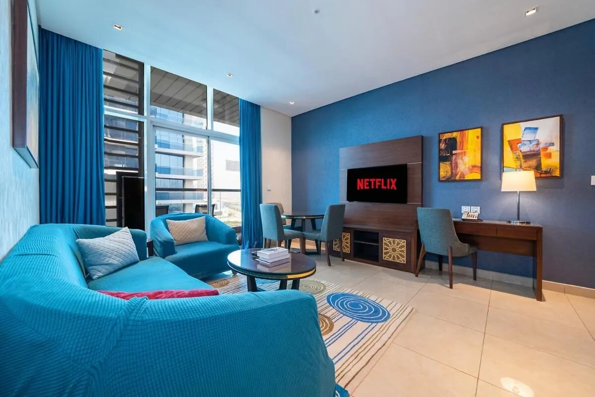 Cozy 1Br W & Infinity Pool, Gym, Canal & Burj Views Dubai United Arab Emirates